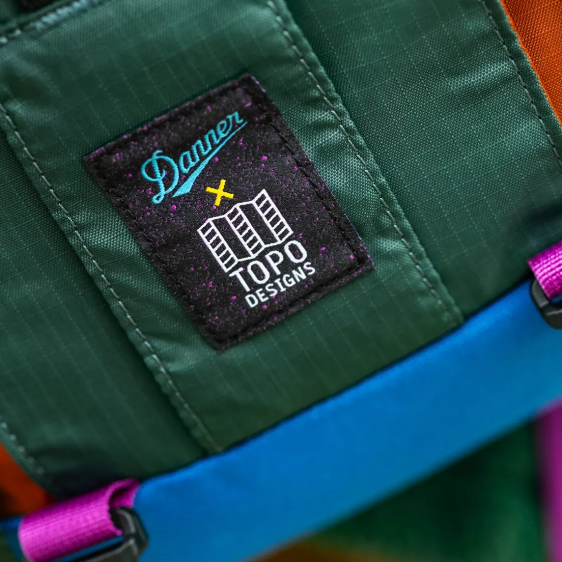 Bags | Danner - X Topo Mountain Pack Black Forest - 16L