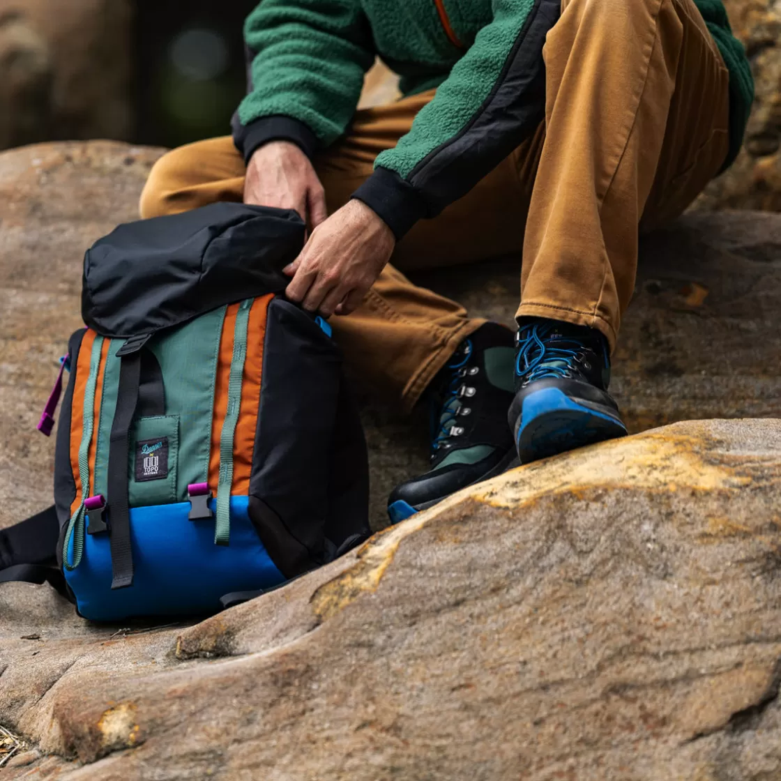 Bags | Danner - X Topo Mountain Pack Black Forest - 16L